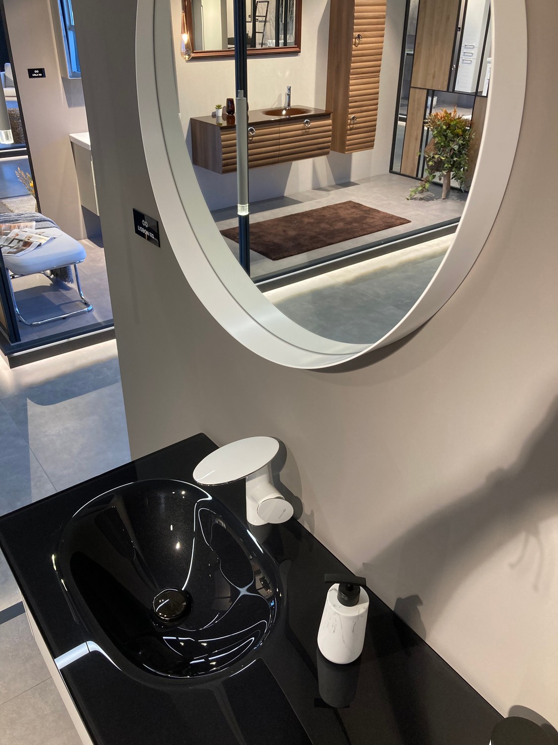 ����� � ��������� ORKA Lisbon 110 ���������, ����������� �������